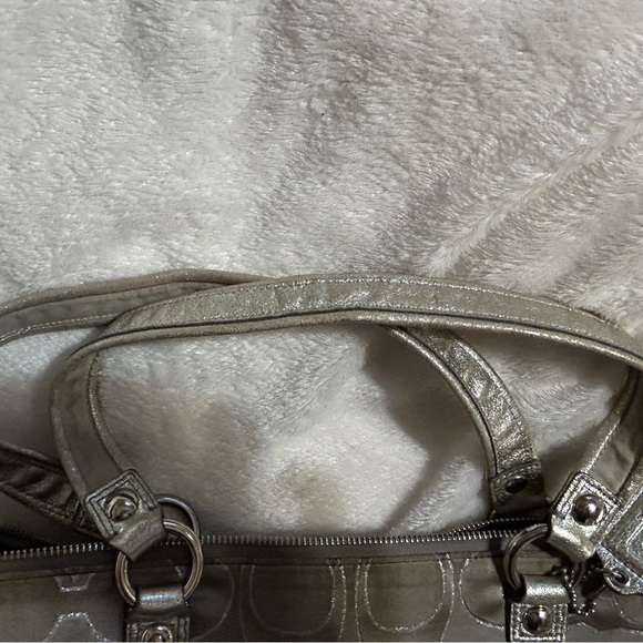 Coach Poppy Signature Gray silver Canvas Leather Trim zipper tote shoulder bag - Picture 14 of 15